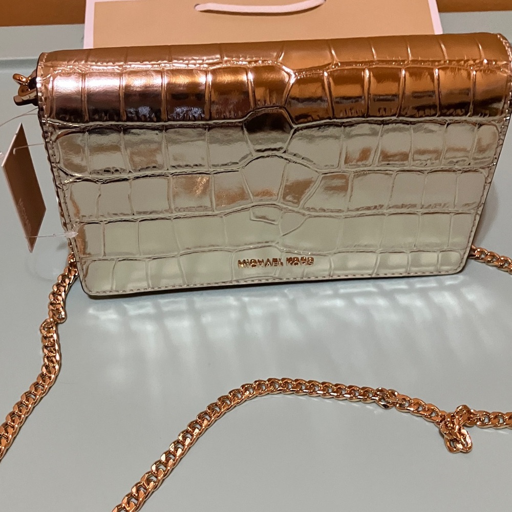 Michael Kors Jet Set Pale Gold Croc-Embossed leather Crossbody Bag - Picture 2 of 9